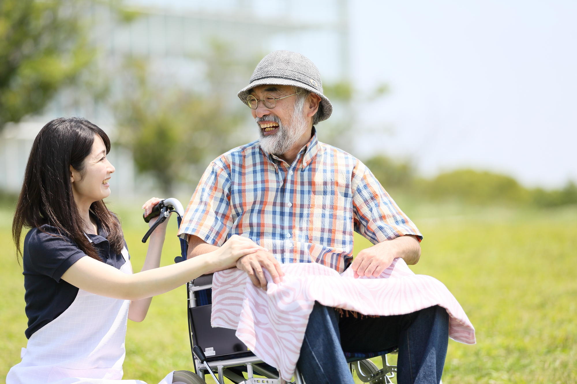 否定しない が大原則 認知症の方との接し方と上手なコミュニケーション方法 認知症のコラム 老人ホーム検索 探しっくす